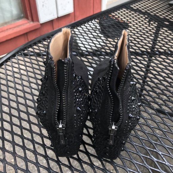 Booties - Picture 5 of 5